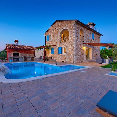 Relax House Surrounded By Olives And Vineyard Villa Stifanići Eksteriør bilde