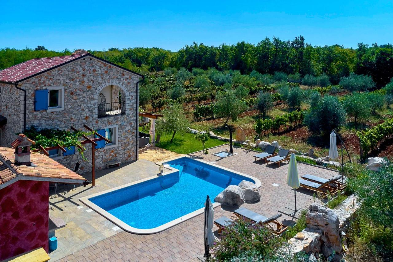 Relax House Surrounded By Olives And Vineyard Villa Stifanići Eksteriør bilde