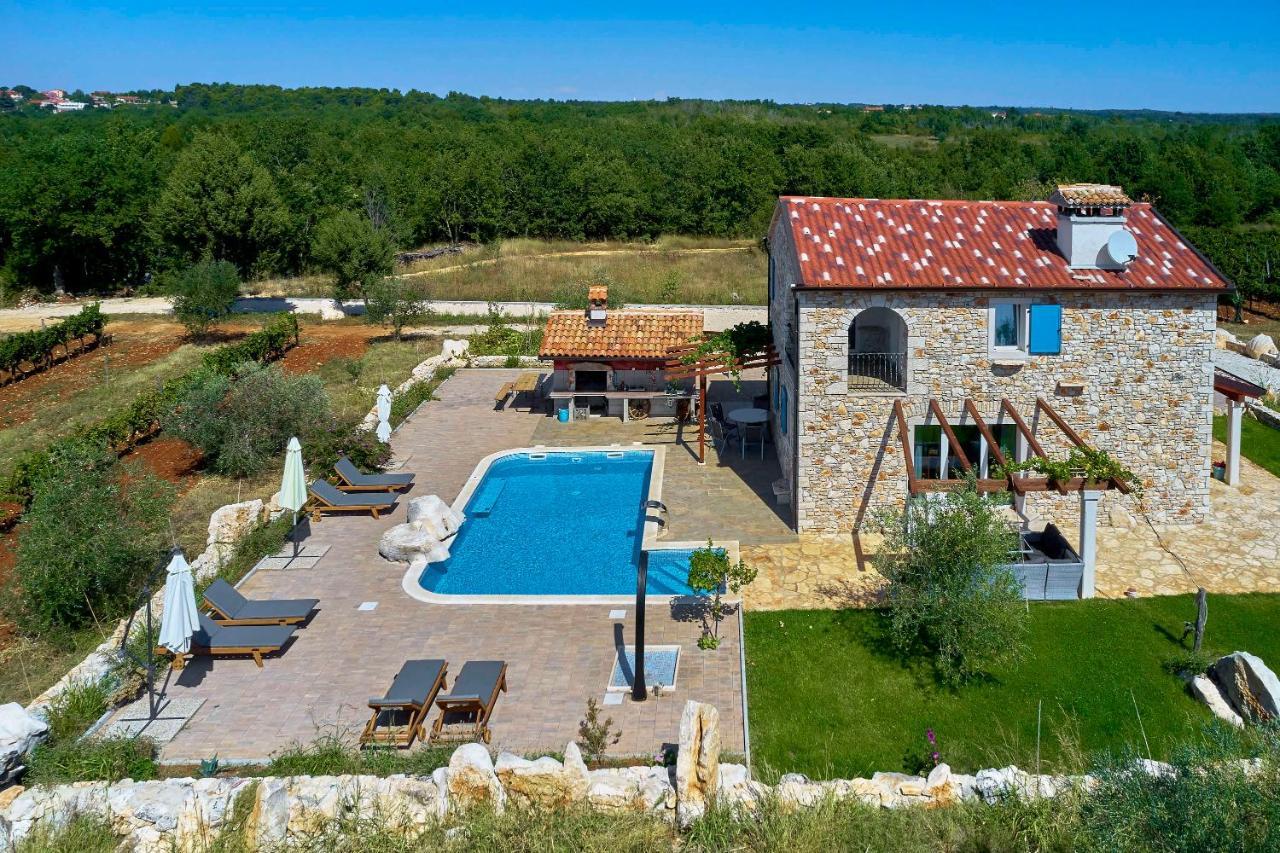 Relax House Surrounded By Olives And Vineyard Villa Stifanići Eksteriør bilde